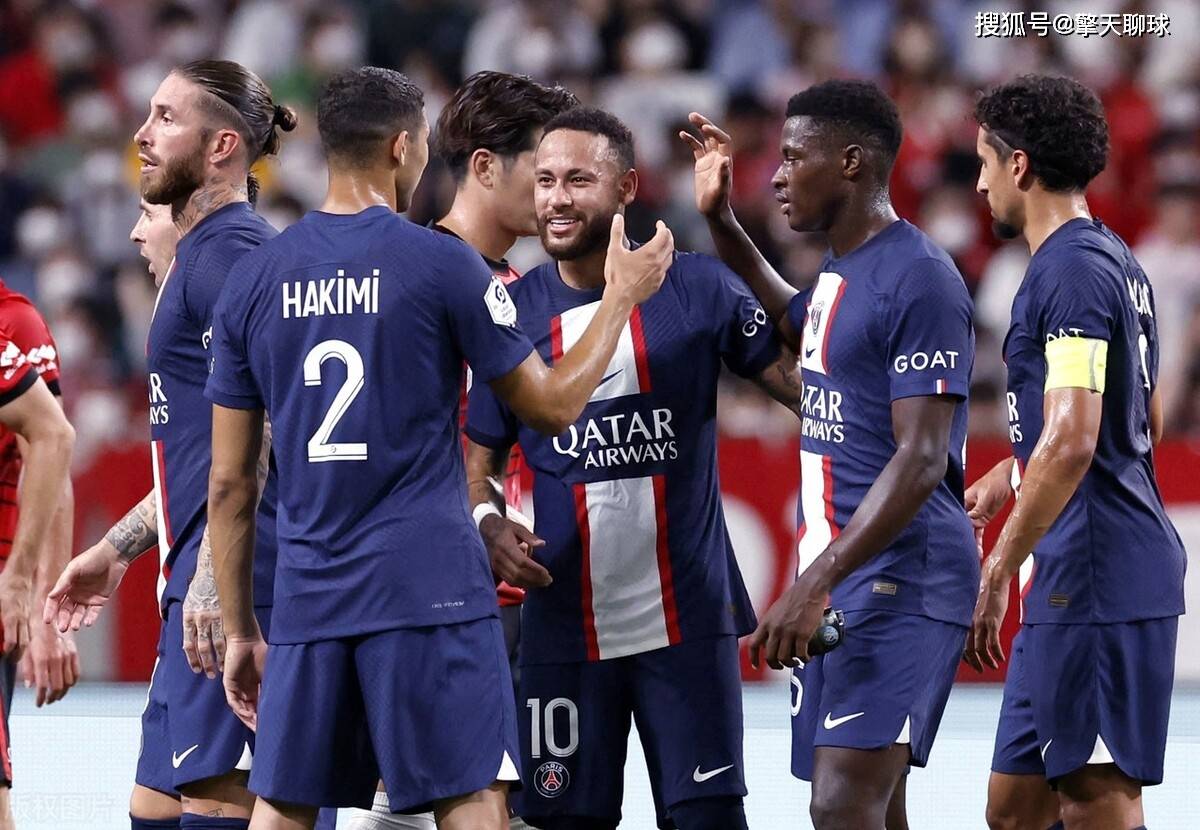 乐竞体育-那不勒斯迎法甲关键赛，集结日强势反弹，媒体盛赞，临场指挥获称赞(二战日本被处死的甲级战犯)